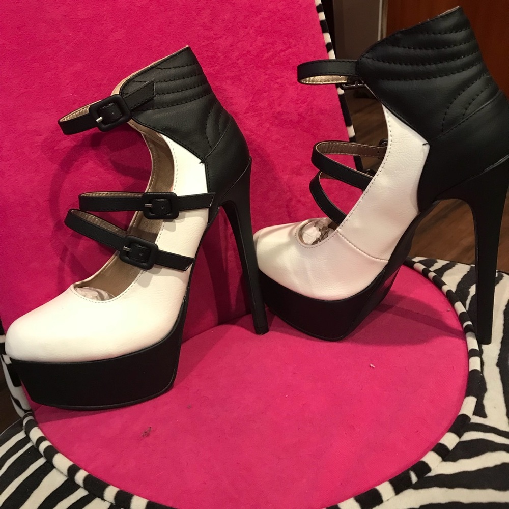 Brand New Black & White Stiletto Heels